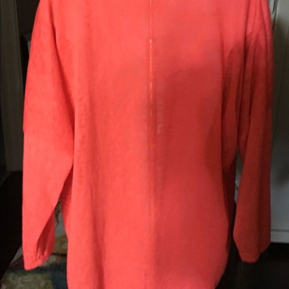 FREE Red lightweight top - Picture 3 of 3